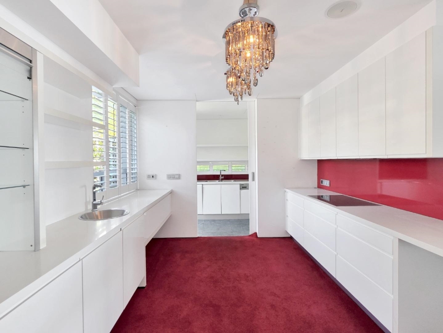 To Let 3 Bedroom Property for Rent in Camps Bay Western Cape